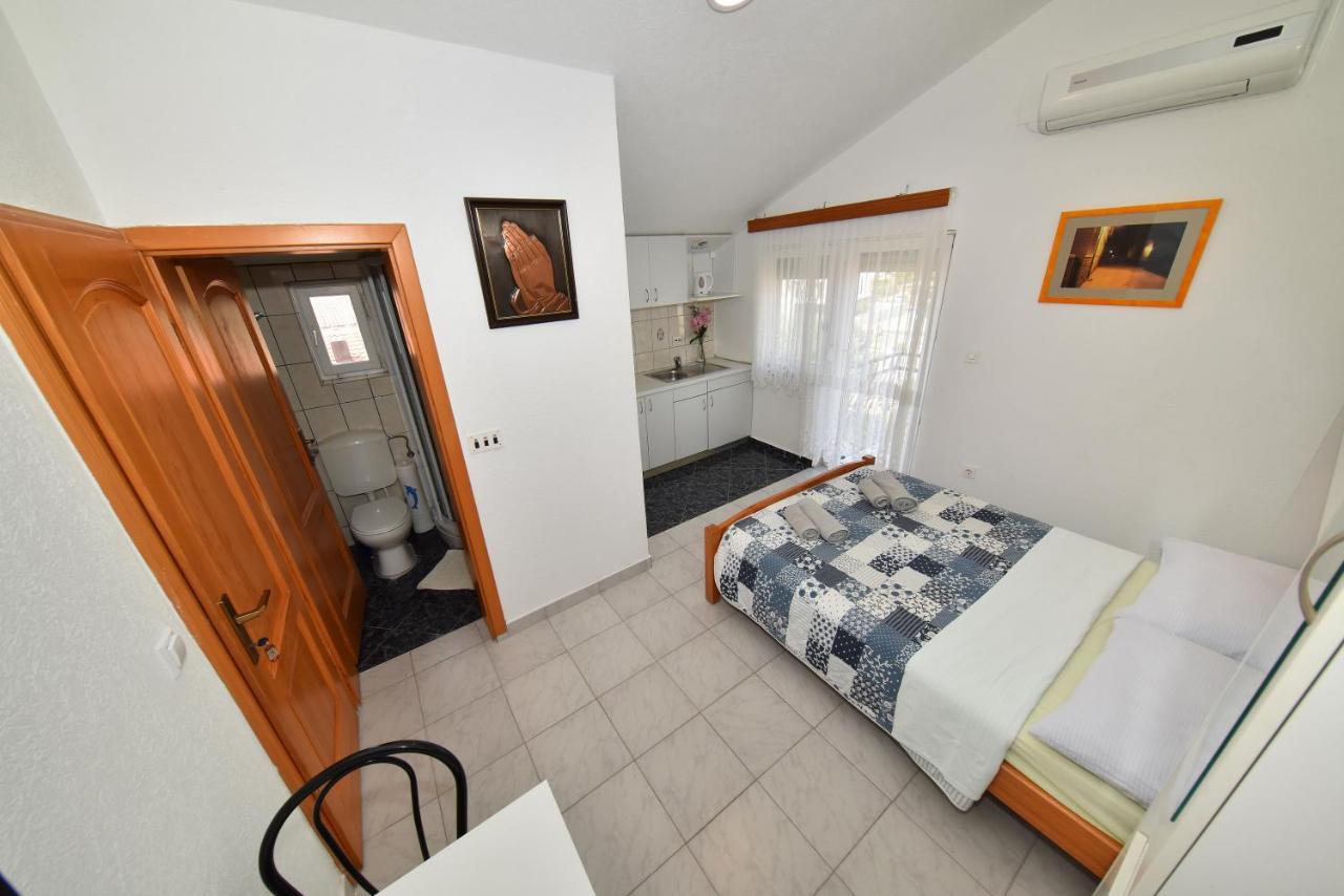 Ivo Kaurinovic Apartment Zaton (Zadar)